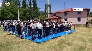 Yüzlerce Kişi Yağmur İçin Avuçlarını Semaya Açtı
