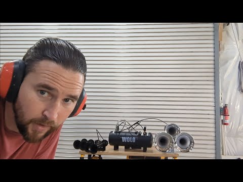 train horn: Wolo vs Vixen