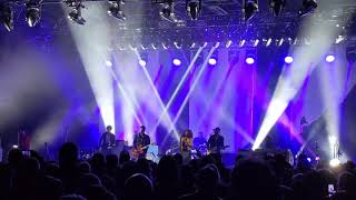 Noel Gallagher&#39;s High Flying Birds - Black Star Dancing (Live in Llandudno, 08/05/19)