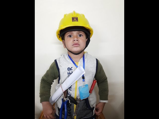 Vídeo relacionado con Funny Halloween Civil Engineer Ghost Architect Camiseta sin Mangas
