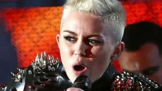 Miley Cyrus - Rebel Yell (Live)