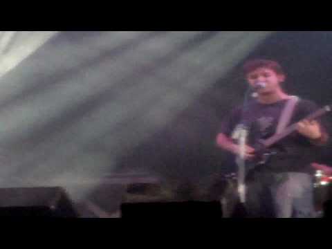 Viejotruko - Arrastrado ( Tomate Rojo Rock 09´)