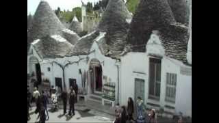 preview picture of video 'I Trulli di Alberobello'