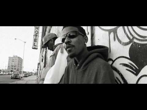 YUNG FEAT PHAT SNOOP ''PUMP FAKIN''