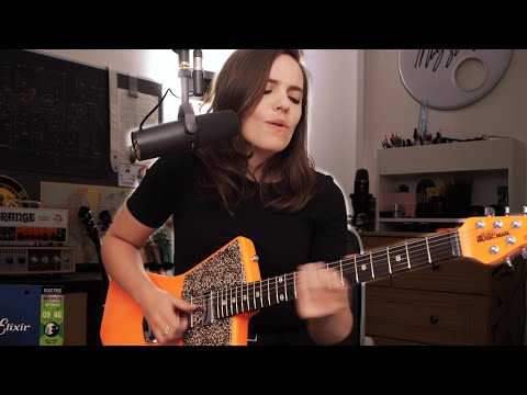 Stealers Wheel - Stuck In The Middle With You [Cover by Mary Spender]