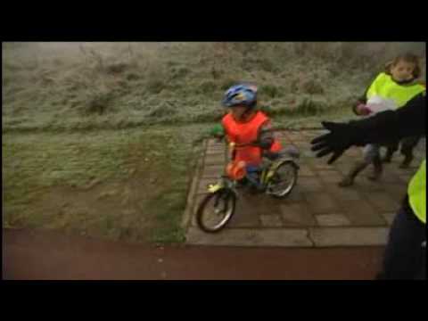 Actie in Bavel voor loopbrug over A27