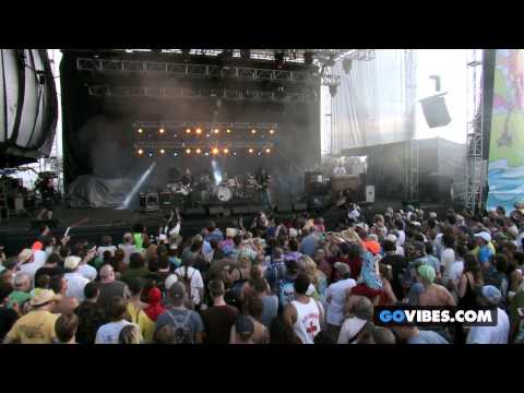 Gov't Mule performs "World Boss" at Gathering of the Vibes Music Festival 2013