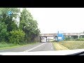 Vrachtwagen knalt tegen viaduct N242