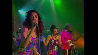 Chic - Chic Mystique (Live) &amp; Nile Rodgers, Bernard Edwards Interview UK TV