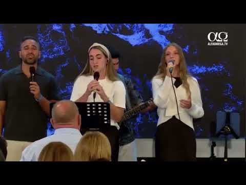 Sfânt din veșnicie | The Beuca Family, Conferința Națională de Femei, Mamaia 2025