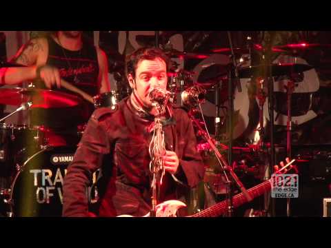 Three Days Grace - I Hate Everything About You (Live at the Edge)