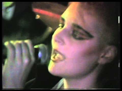 Hagar The Wombe - Dressed To Kill - (Live at the Bierkellar, Leeds, UK, 1984)