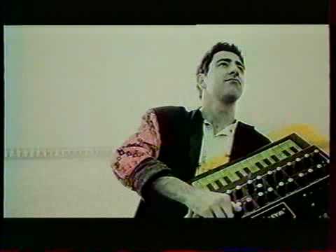 POLYPHONIC SIZE -tell me- clip 1988