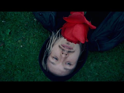 C Silver - All The Things She Said (official music video)