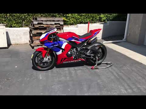 CBR1000RR-R ST fully track prepped Race Bike with HRC ecu and full Akrapovic