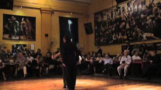 Canaro en Paris - Eduardo Cappussi y Mariana Flores en Soho Tango