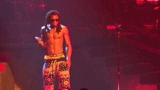 Lil Wayne - Love Me (Live)