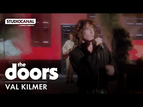 Val Kilmer in THE DOORS