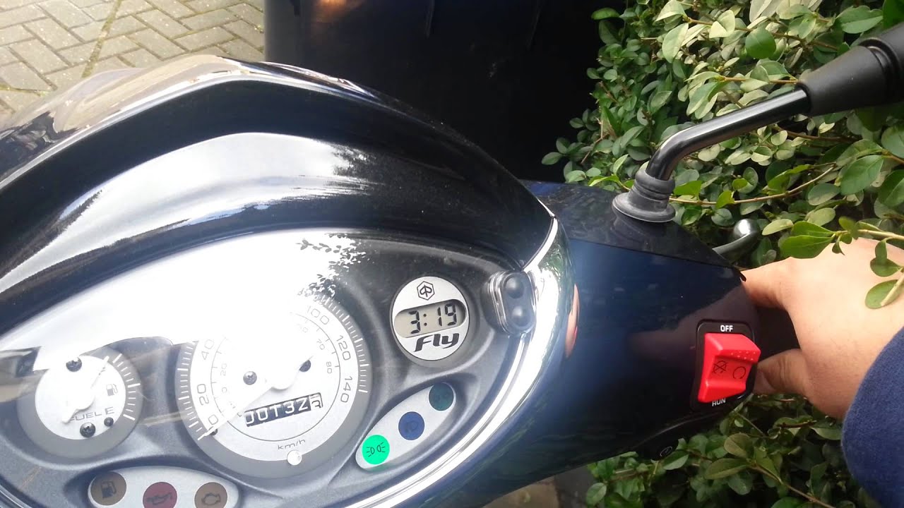 Piaggio fly 125 3v. .2013 model