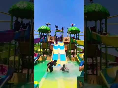 friends enjoyment in prs water park hubli