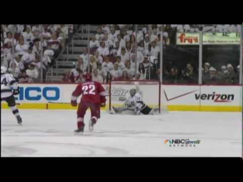 Slapshot Goal Scored From Center Ice (Kings vs Coyotes, May 13, 2012)