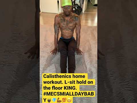 Calisthenics warm up set 21 - #lsit #hold #triceps #bicep #short #shorts #workout #30sec #MECSMI🤴🏿