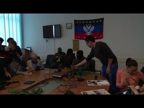 Ukraine: les membres de la Croix-Rouge des espions, selon des pro-russes