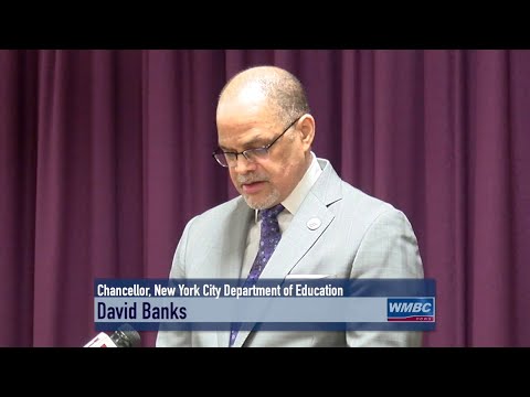 NYC Dept. Of Education Expanding Literacy Education Program In Public Schools