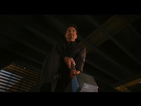 Avengers Age of Ultron Ita - Gli Avengers provano a sollevare il martello di Thor