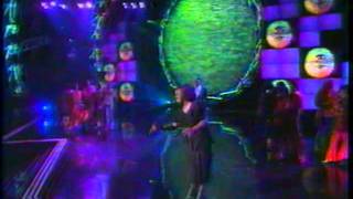 Gladys Knight &amp; Smokey Robinson &quot;Motown Medley&quot; (1994)