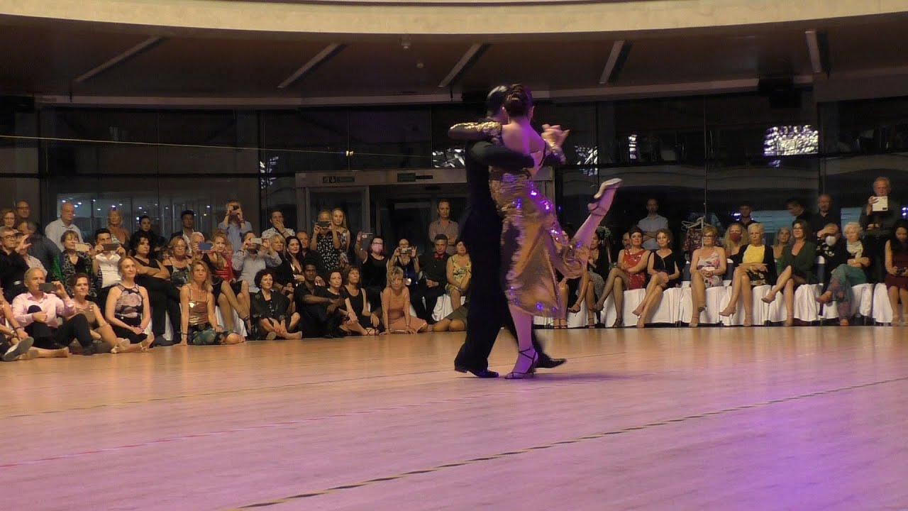 20220430 Facundo Piñero & Vanesa Villalba 2 de 4