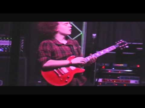 Single File to Bliss - Broken and Alone (Regis)