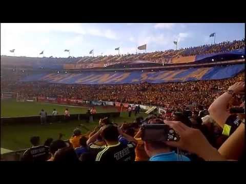 "Libres y Lokos Clásico 104 Recibimiento" Barra: Libres y Lokos &bull; Club: Tigres