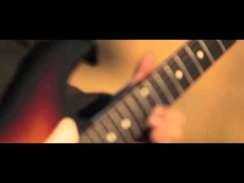 Igor Delač - Da poljubac vječno traje (Official video)