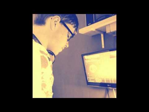 Blasterjaxx vs R3hab &Vinai- Gravity vs How we party (Houseinsider Mix)