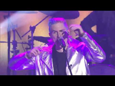 Walk The Moon Shut Up And Dance Live At New Years Rockin Eve