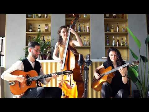 Touche De Manouche — Mr. Sandman