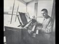 Eddie Layton 1988 - Plays "Happy Birthday" on the Yankee Stadium Collonade Organ, 7/26/1988