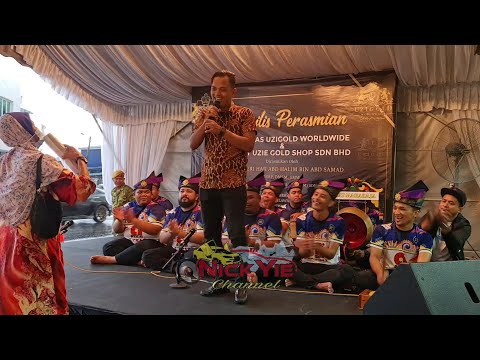 Mak Cik Tiba2 Naik Angin Dgr Joe Ranjuna Nyanyi Lagu Hati Kaca Di Majlis Perasmian Uzie Gold