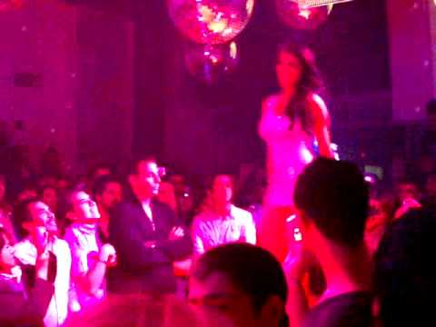 Pamela David en Trelew Rexo Bar 8-05-10 Video 03