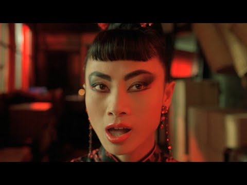 Qiu pleasures Émilien | Taxi 3 (2003)