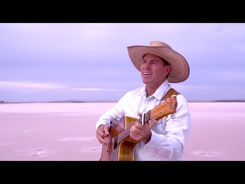 Tom Curtain - Nothin's Gonna Stop Us Now [Official Video]