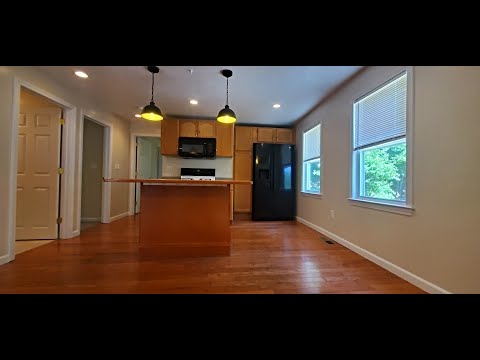 86 Pinehurst Auburn, 2 Bedroom, 1 bath.