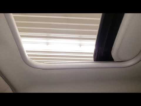 18P0768 - 2003 Jeep Liberty Limited - Power Sun Roof