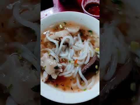 VietnamitaSopa de macarrão SaigonSopa de macarrão vietnamita SaigonSoupe vietnamienne aux nouilles Saigon