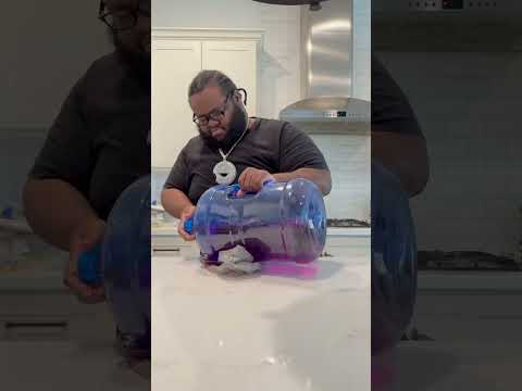 BRO MADE A PLUG JUGG 😂😂