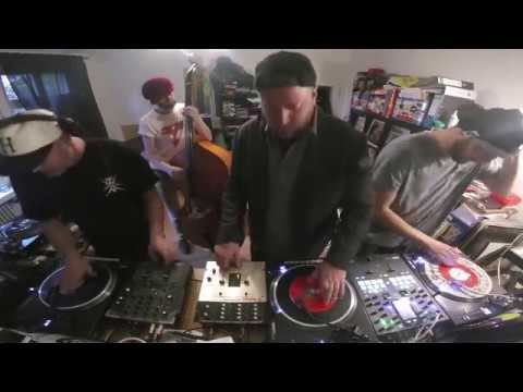 Dj Robert Smith, Dj Suspect, Marc Hype & Sneaky of Fingathing on the Bass - 45 session Pt 3