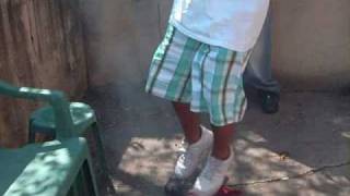 if u crip throw it up ( IGC OR NUFFIN)