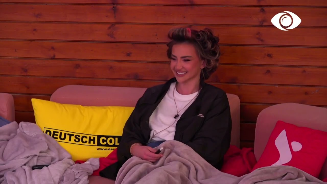 Fshi buzët i tha/ Kiara bisedon me Nitën për Dean