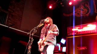 &quot;Fur Cue&quot; in HD - Seether 4/15/11 Baltimore, MD